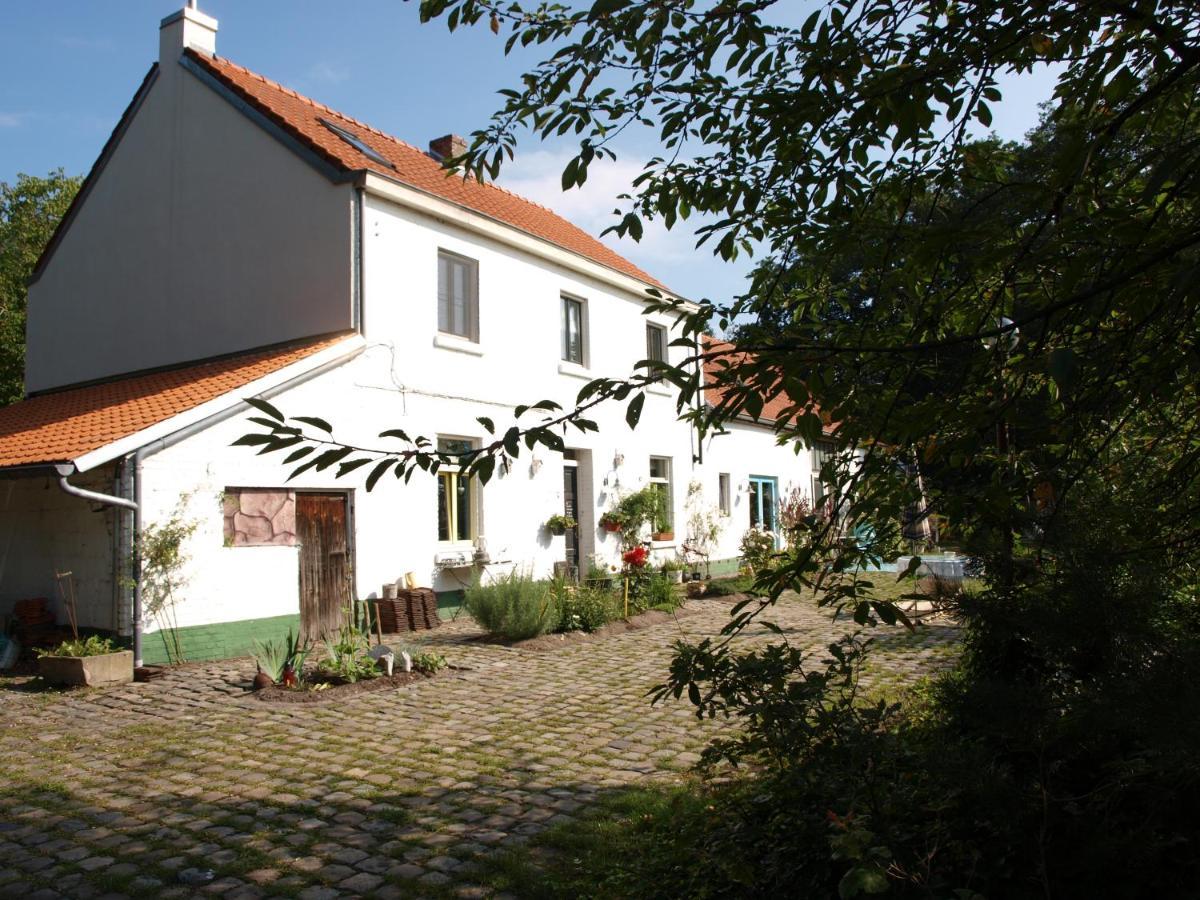 Slaaphuisje Het Vliegend Varken Genk Extérieur photo