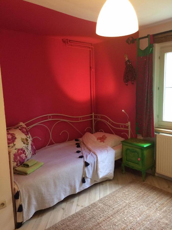 Slaaphuisje Het Vliegend Varken Genk Extérieur photo